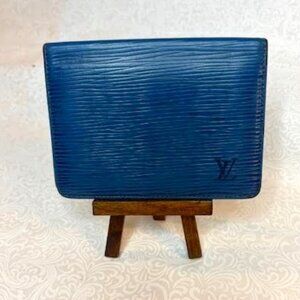 Louis Vuitton Wallet Card Holder Epi Leather Blue